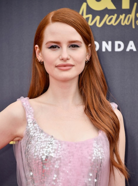 Madelaine Petsch Had A Wardrobe Malfunction At The MTV Video & TV ...
