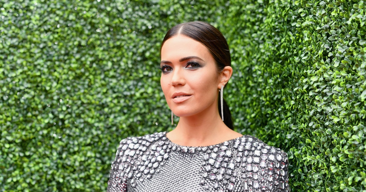 Was Mandy Moore Snubbed By The Emmys This Is Us Fans Definitely Think She Was