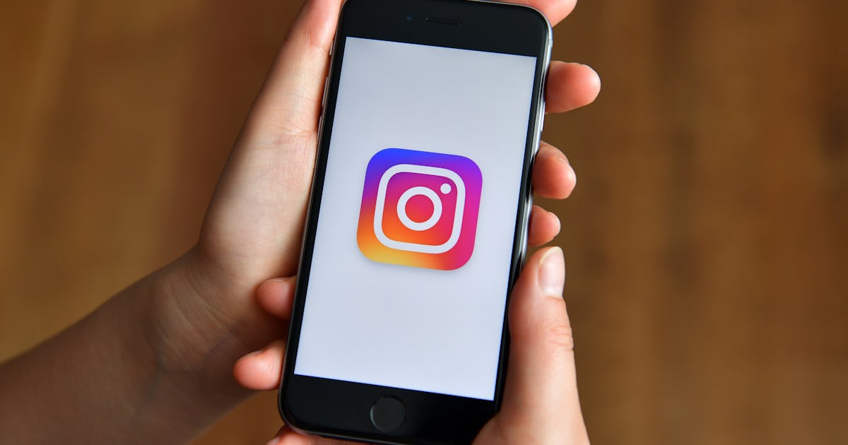 How To Turn Off "Activity Status" On Instagram So Your Followers Can't