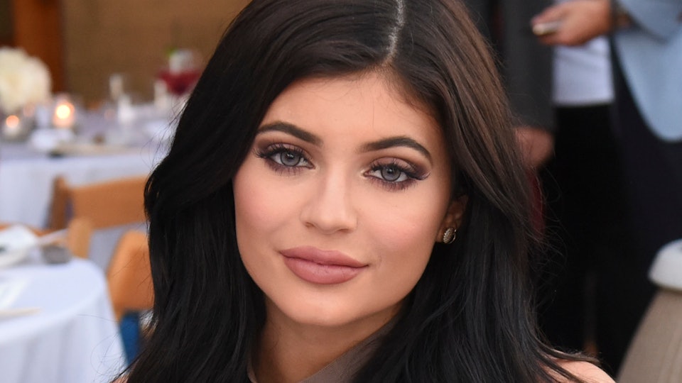 Kylie Jenners Snapchat Of Stormis Tummy Time Gives Fans A Peek