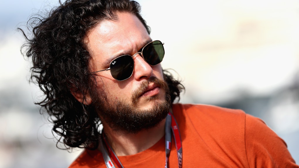 Kit Harington Hasn T Cut His Jon Snow Hair Yet It Could Be A