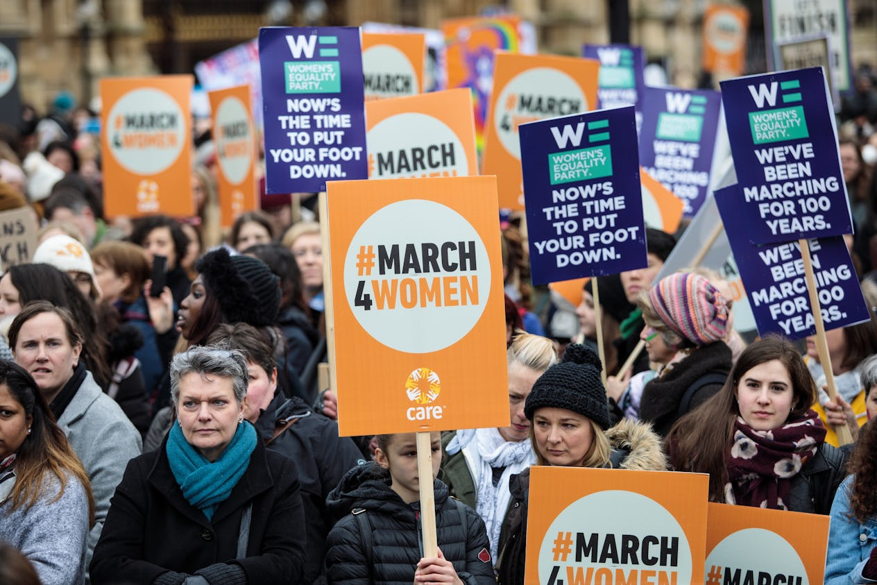 5 Women's Rights Issues In Danger In The US Right Now