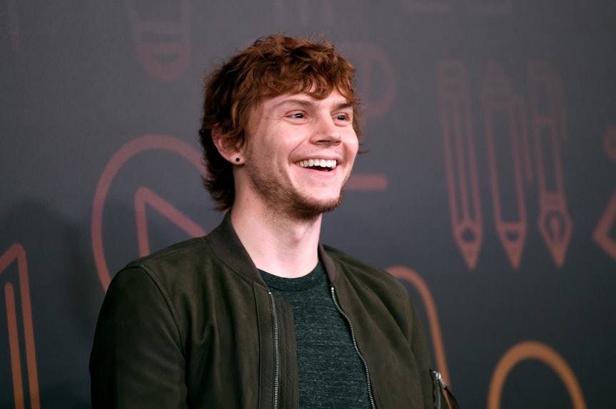 Evan Peters Will Play Tate In Ahs Apocalypse So Murder House