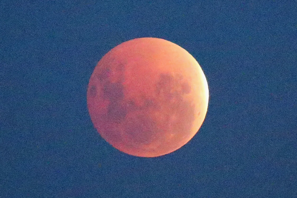 Why Does The Harvest Moon Date Change Every Year? This Particular Full ...