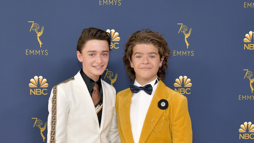 The Stranger Things Cast At The 2018 Emmy Awards Looks Spine