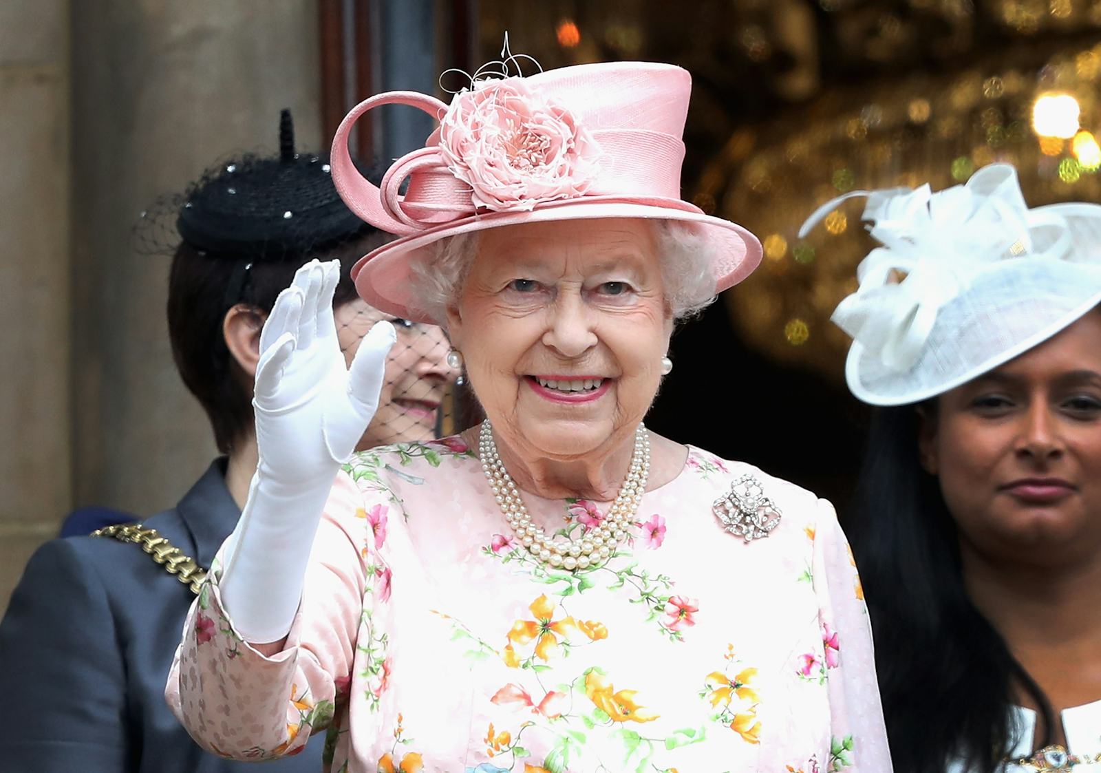 The Queen Has A Fake Waving Hand She Was Given As A Gift & It's Total Goals