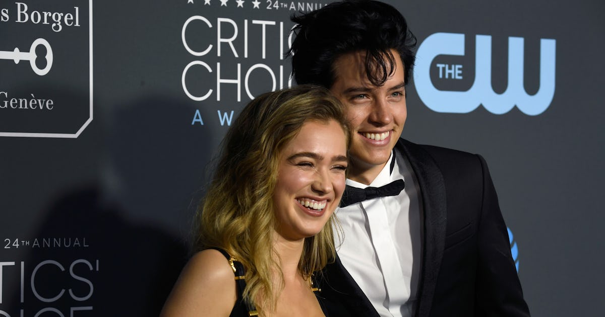 The New 'Five Feet Apart' Trailer Is Here & It Promises A