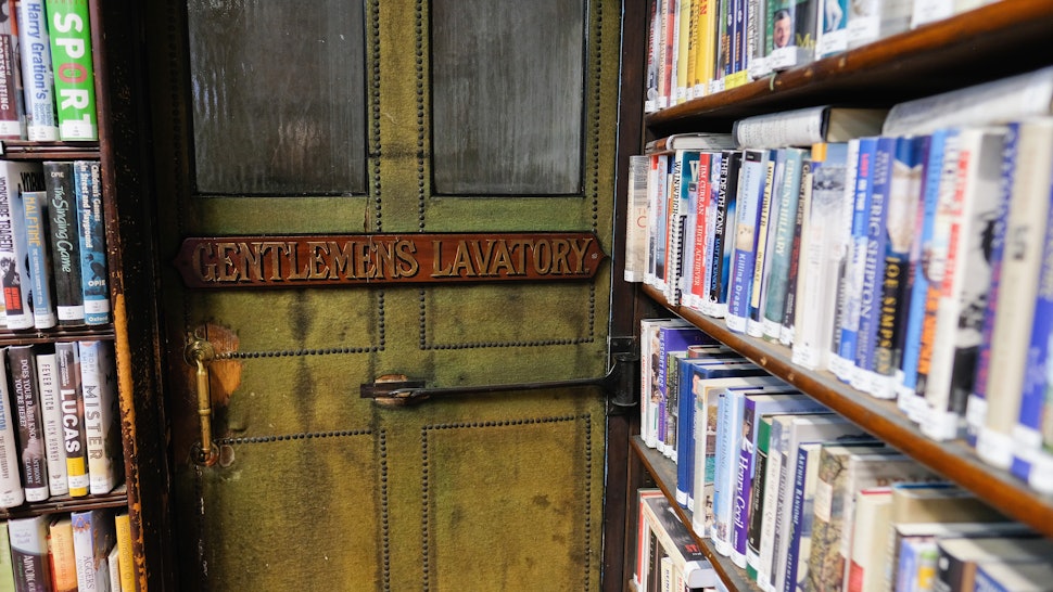 15 Easy Diy Gifts To Make For Your Favorite Book Nerd