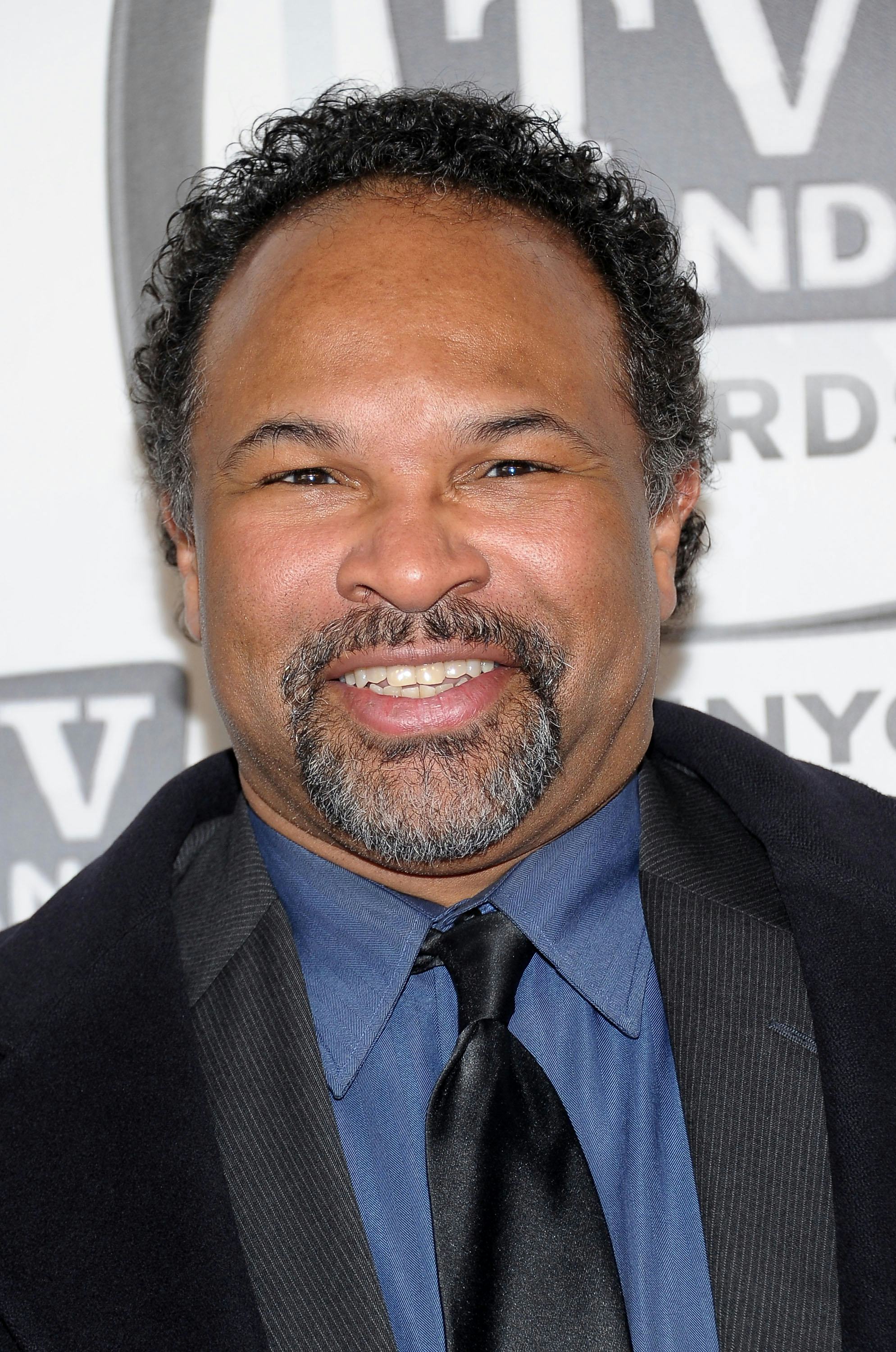 Geoffrey Owens's SAG Awards Appearance Proves He's Still Out Here ...