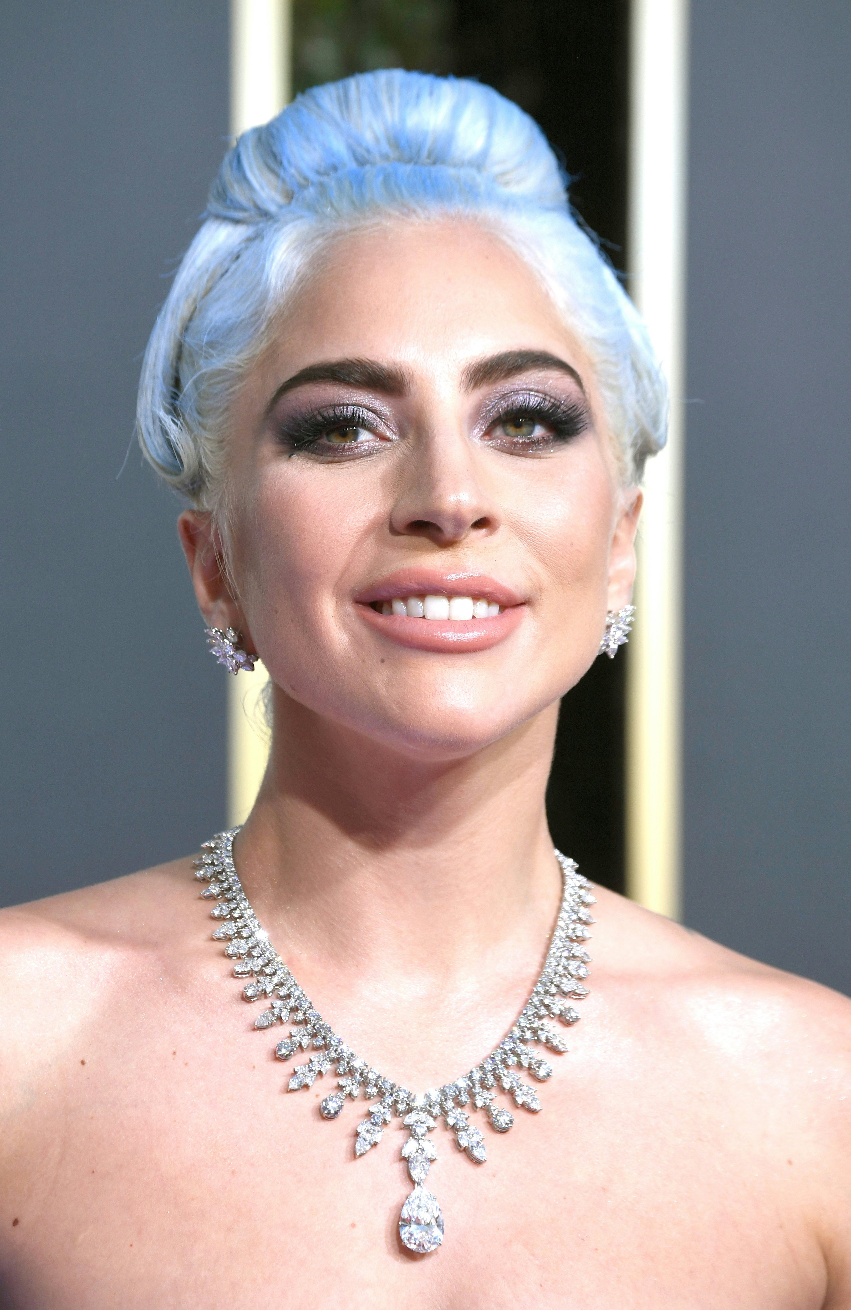 Lady Gaga's Diamond Tiffany Necklace At 