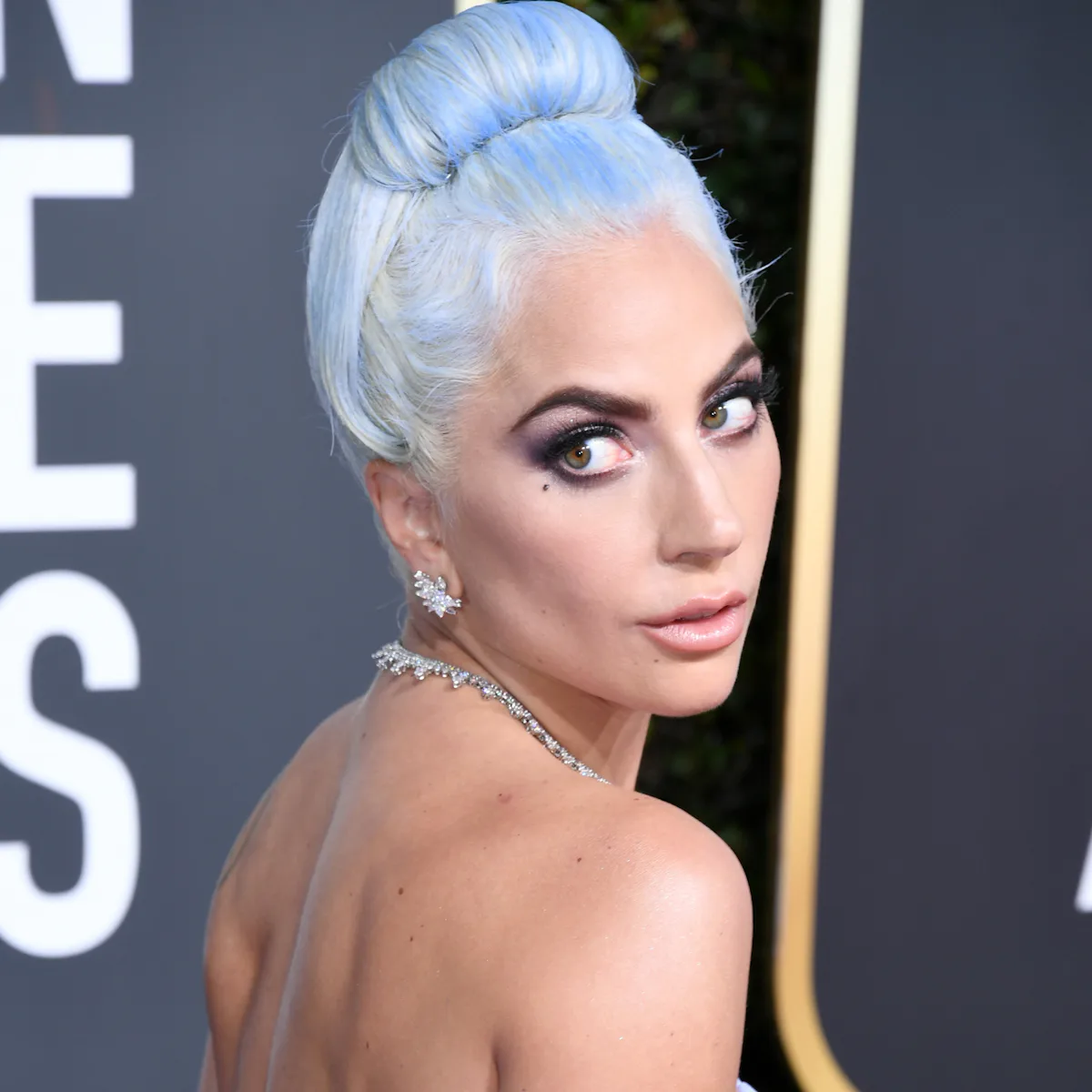 Lady Gaga's 2019 Golden Globes Look Channels Judy Garland's 'A Star Is Born' Premiere Look Lady Gaga's 2019 Golden Globes Look Channels Judy Garland's 'A Star Is Born' Premiere Look