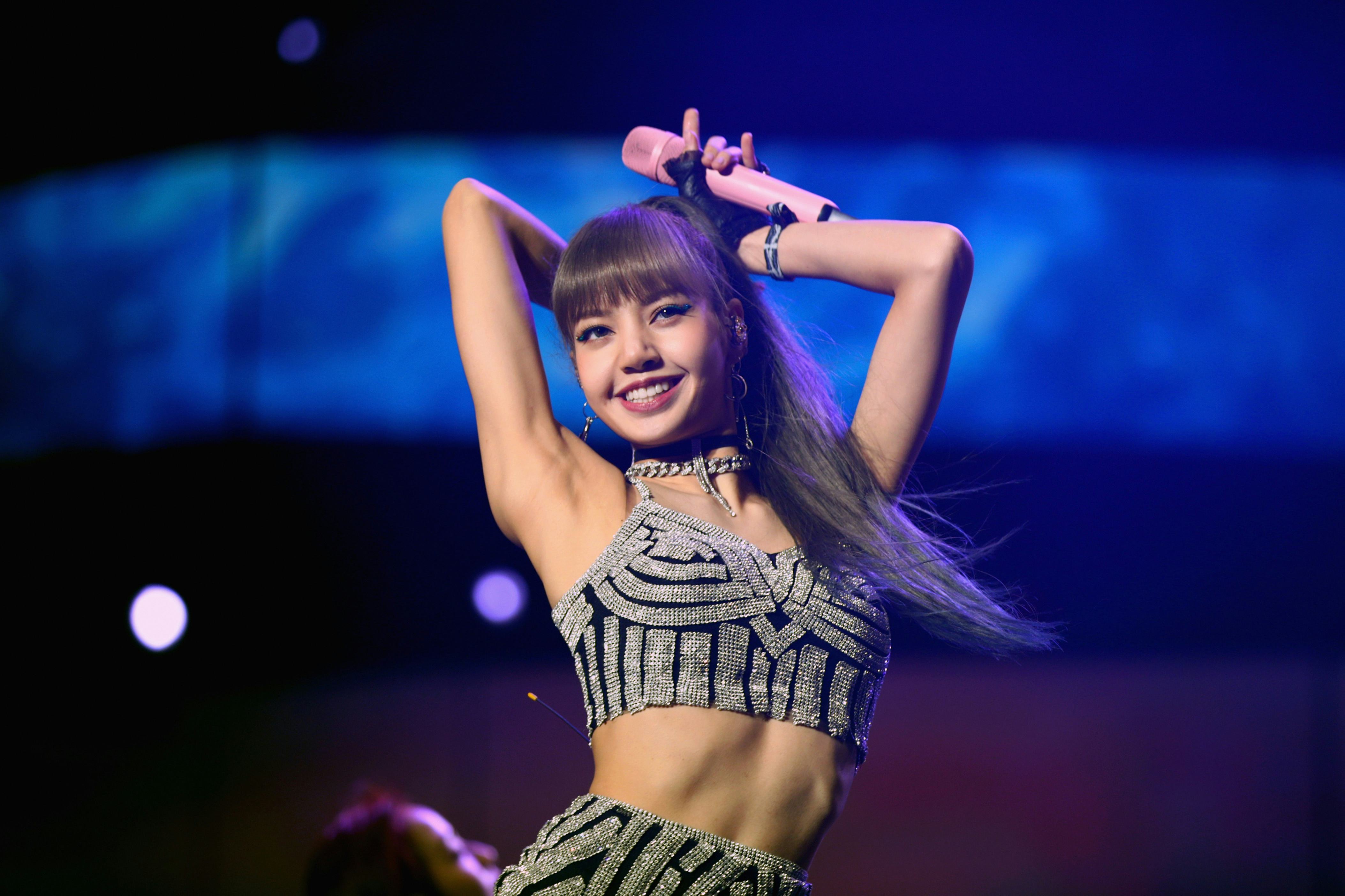 Who Is Lisa From BLACKPINK? She\u002639;s A MultiTalented Queen, Y\u002639;all