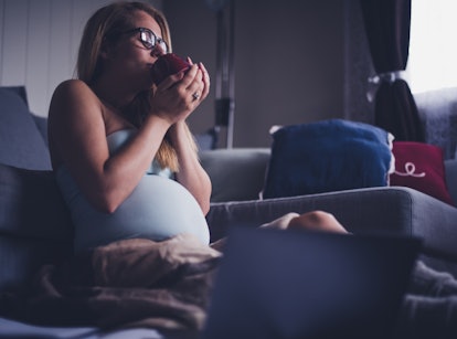 Your pumpkin spice latte won't necessarily induce labor, but you can still enjoy one, experts say.