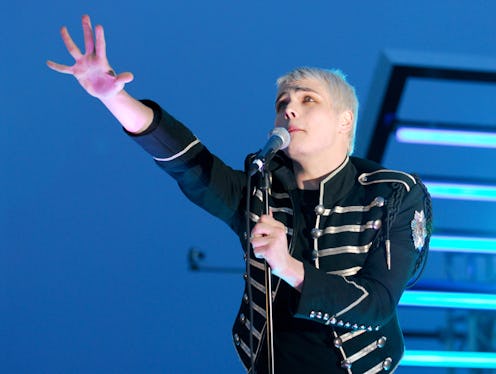 Gerard Way of My Chemical Romance performing at the 2006 MTV Video Music Awards