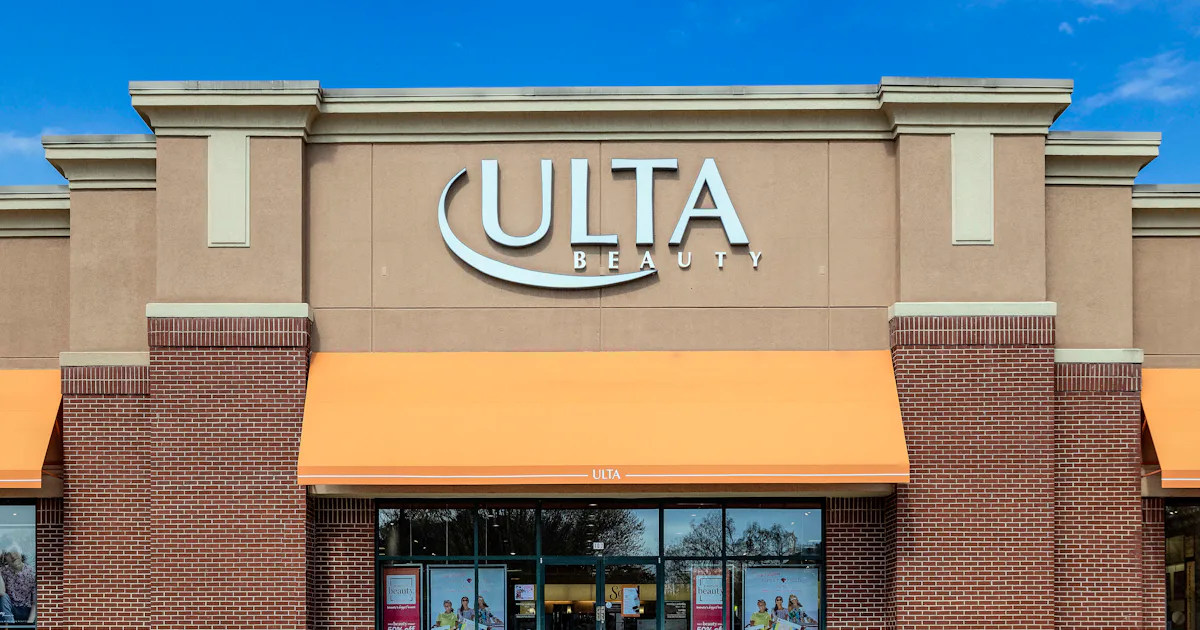What Time Does Ulta Open On Black Friday 2019? Here's When You Can Shop