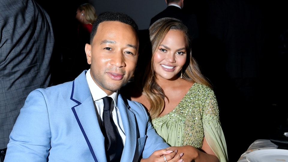 Chrissy Teigen Asking Luna Miles About John Legend S New Title Is Hilarious