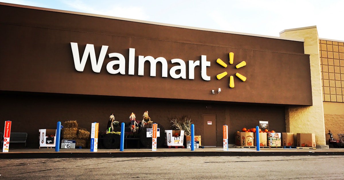What Time Does Walmart Open On Black Friday? You Can Start Early Online