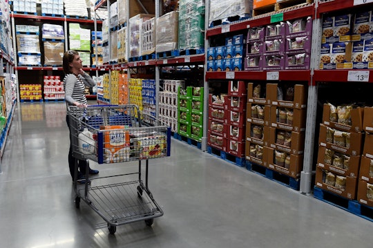 woman shopping at sam's club