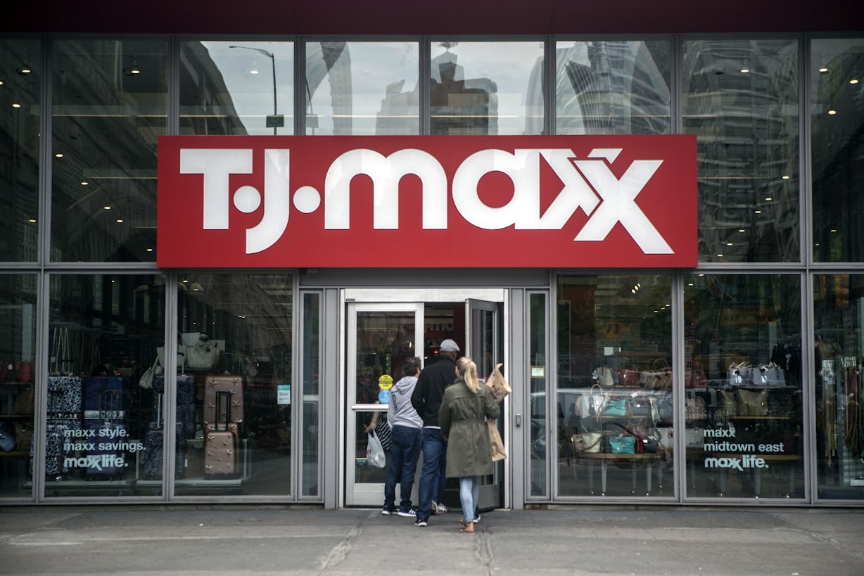 TJ Maxx Black Friday 2021 Hours Are Perfect For Thanksgiving Lovers
