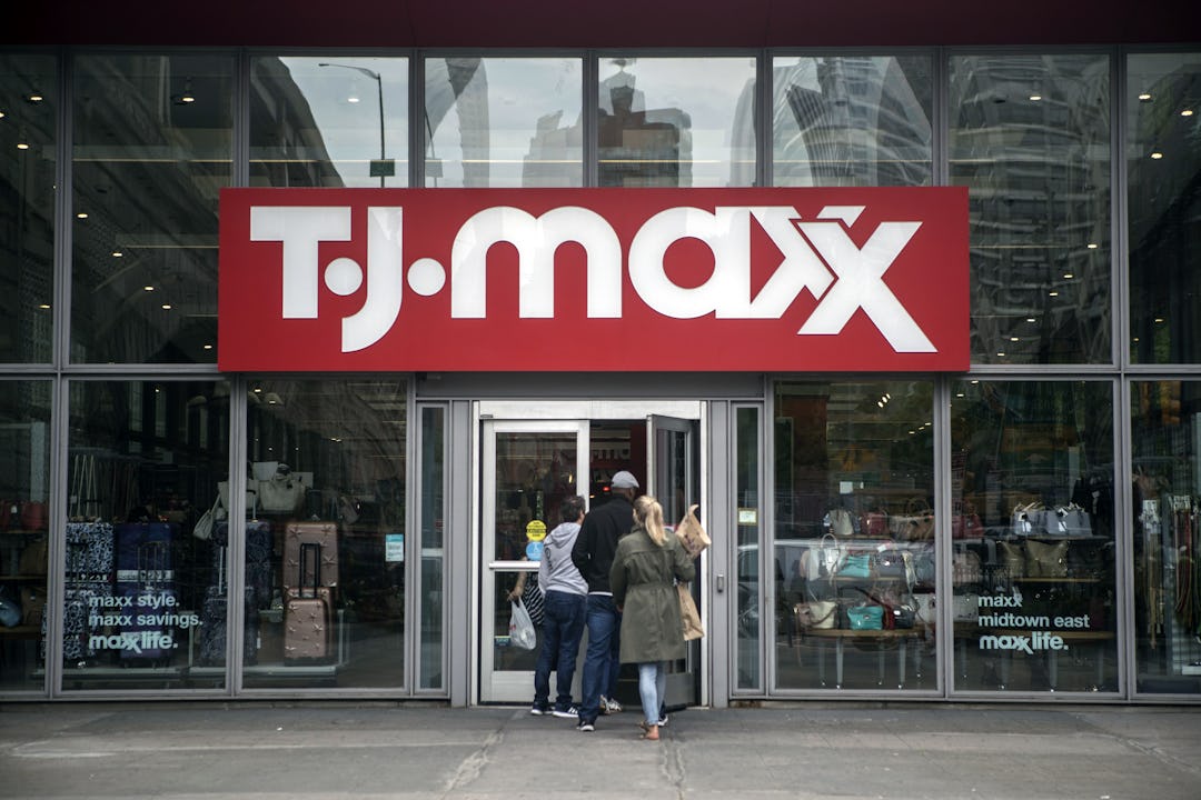 TJ Maxx Black Friday 2025 Hours Are Perfect For Thanksgiving Lovers