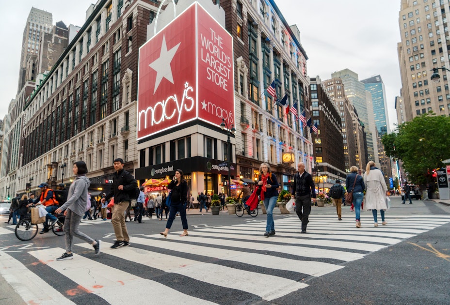 Macy&#39;s Black Friday 2019 Sale Is *Full* Of Deals For Your List