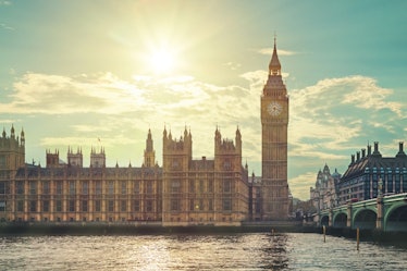 Dollar Flight Club's Nov. 26 deals to London are over 50% standard fares.