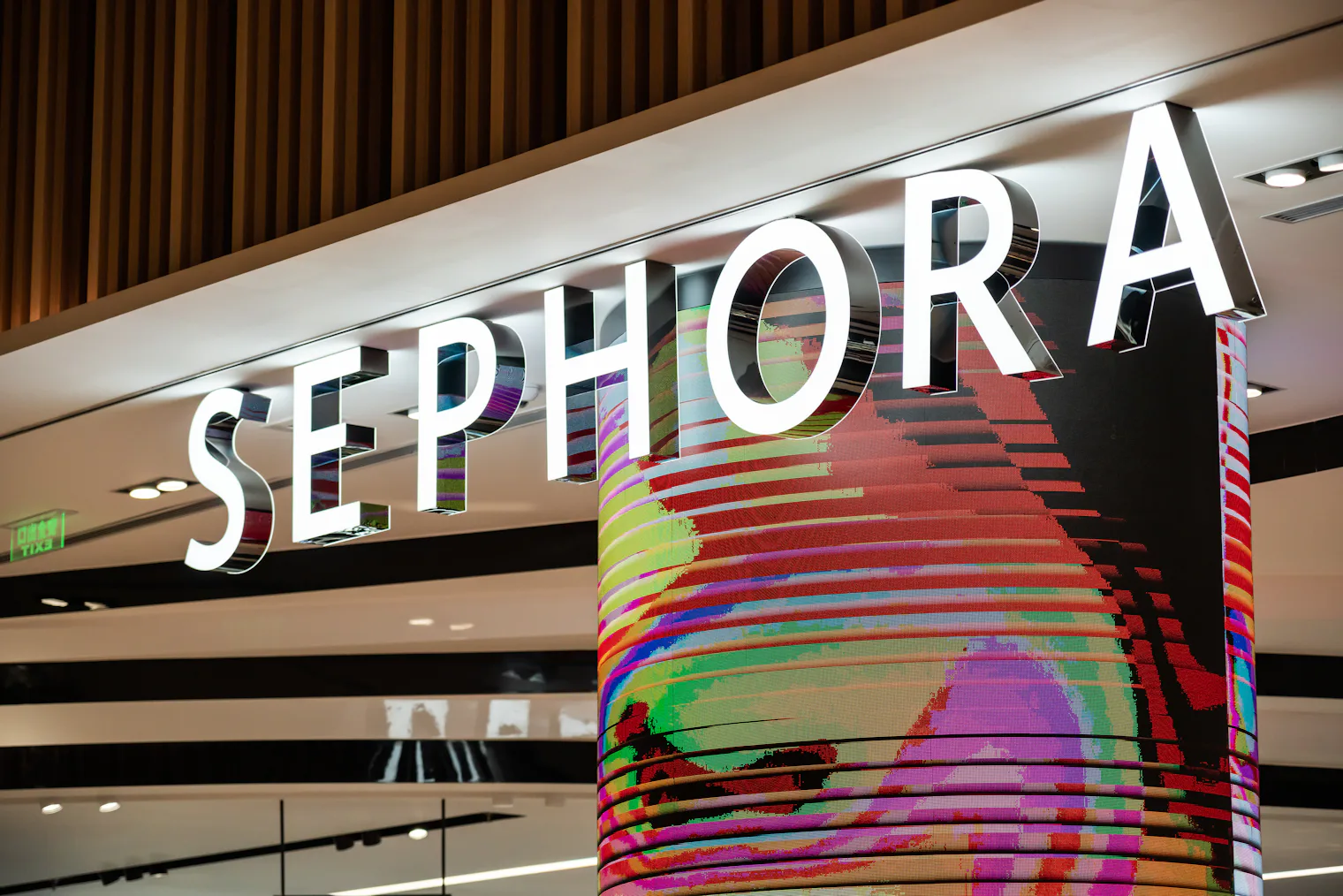 A Sephora Store Used Color-Coded Baskets To Determine Who Did Or Didn't ...