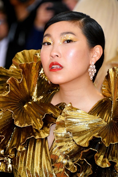 Holiday party makeup ideas inspired by the Met Gala