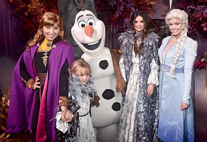 These Photos Of Selena Gomez & Her Sister At The ‘Frozen 2’ Premiere are adorable, and they even met...