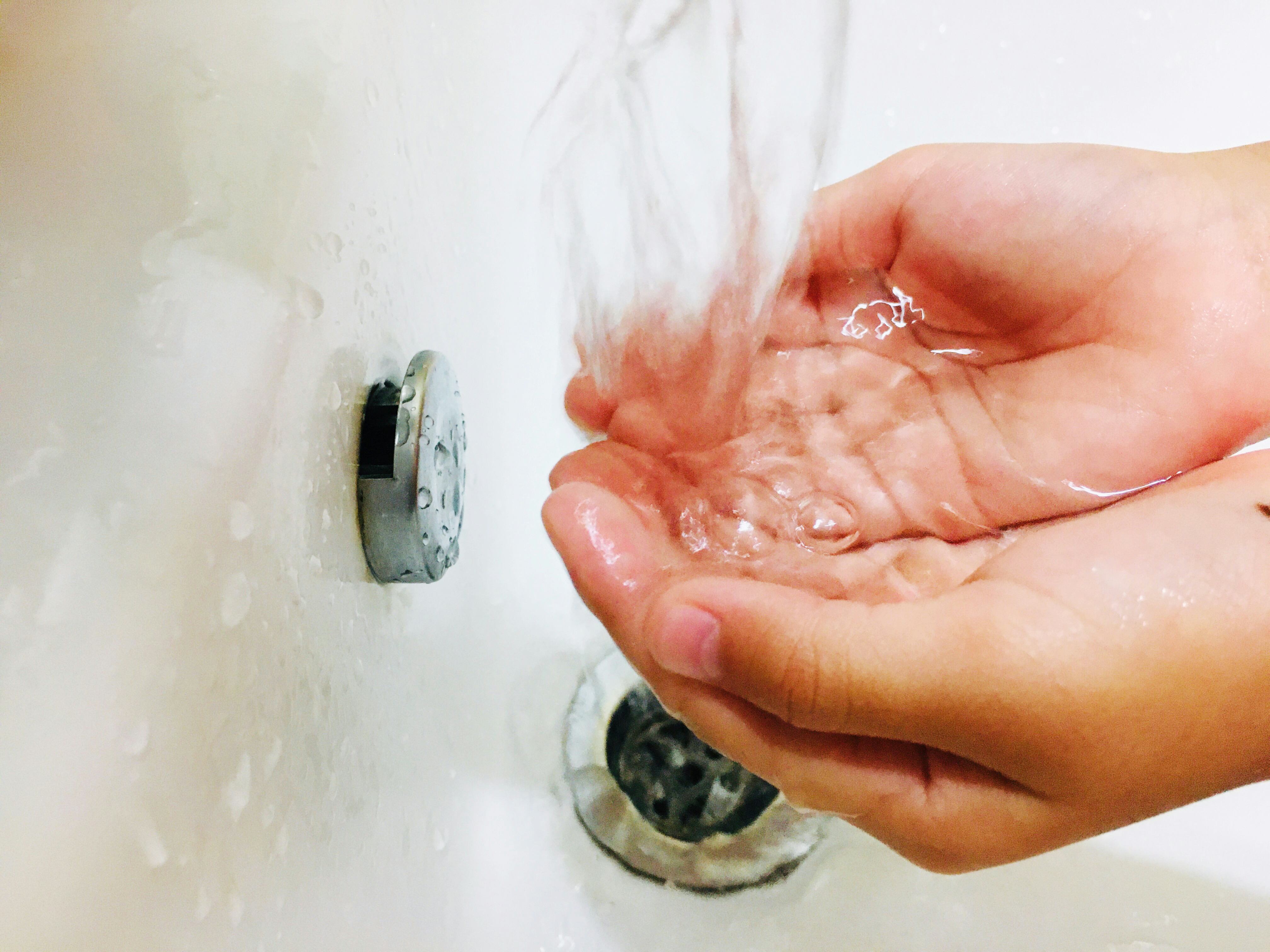 Does Drinking Water Really Help Acne? These Are The Facts