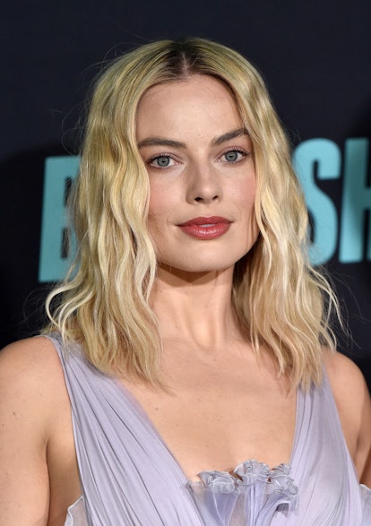 Margot Robbie's Chanel makeup at the 'Bombshell' premiere