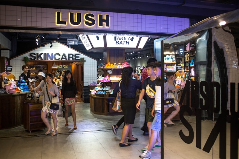 Lush announces its new order online and pickup service Click and Pick 