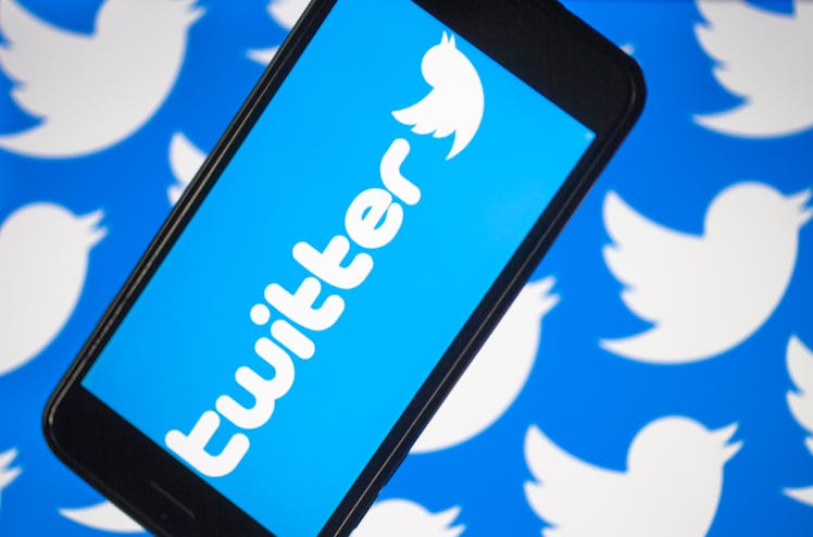 Here's How To Make A GIF On Your iPhone using Twitter's new update.