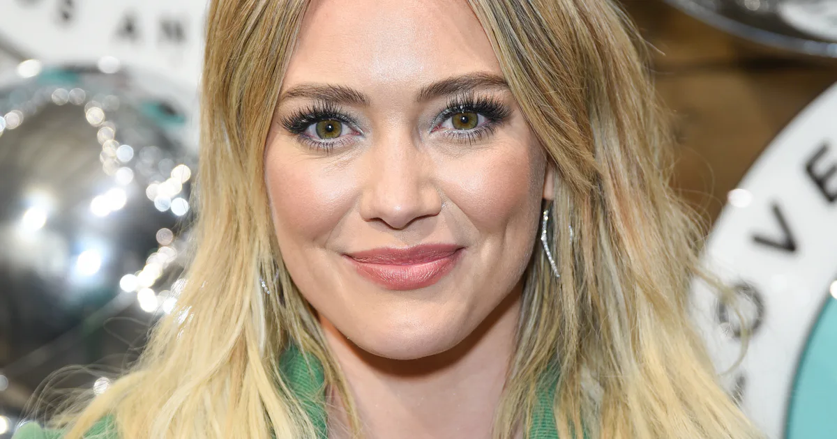 This Detail In Hilary Duff s Wedding Dress Is The Sweetest Nod To Her this-detail-in-hilary-duff-s-wedding-dress-is-the-sweetest-nod-to-her