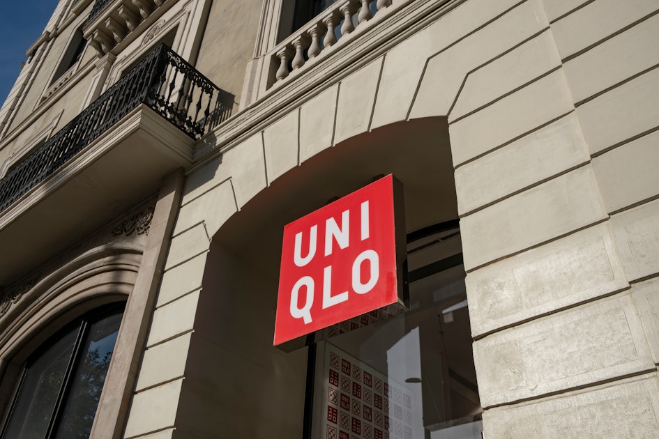 Uniqlo’s Tokyo warehouse is 90 percent robotic and yes, the robots can ...
