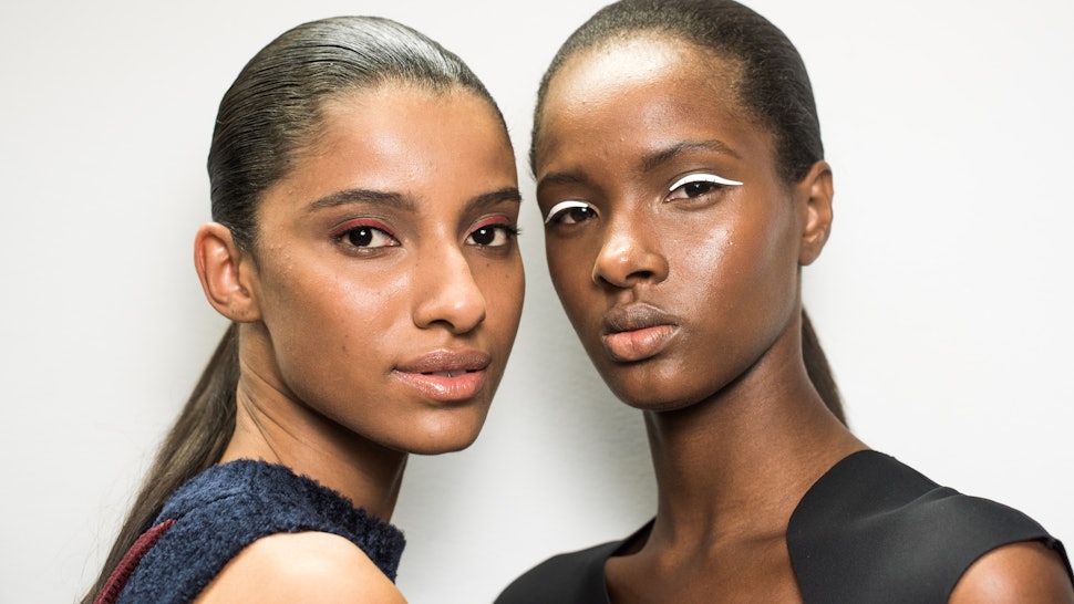 7 Super Easy Ways To Style Your Hair This New Year S Eve