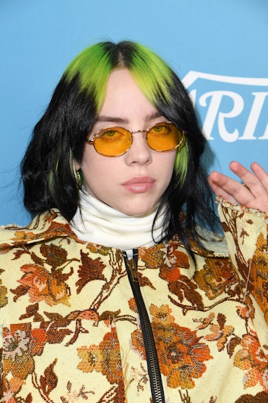 Billie Eilish S Reaction To A Fan Impersonating Her In Moscow Is