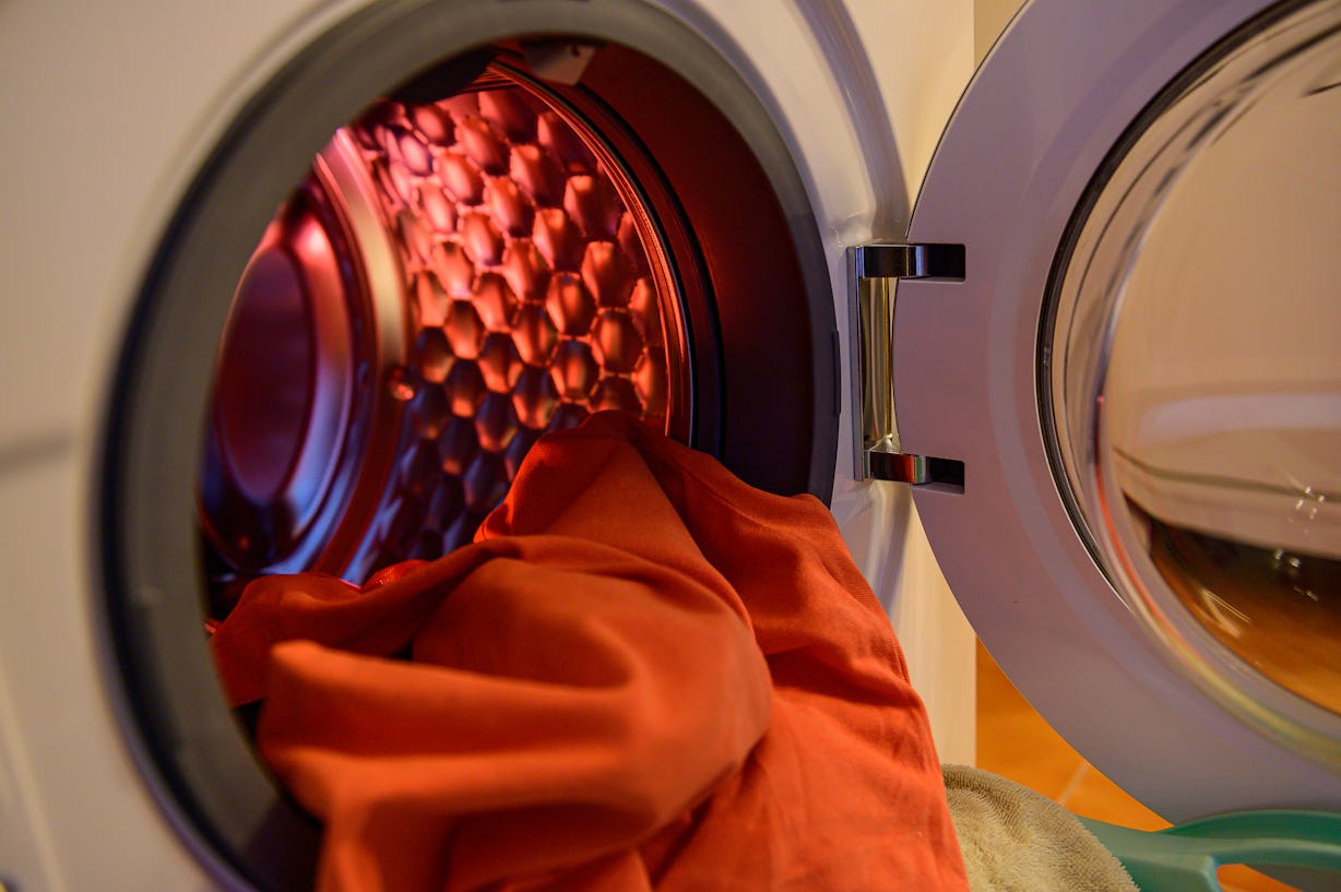6 Gross Things That Happen When You Dont Wash Your Clothes Enough 