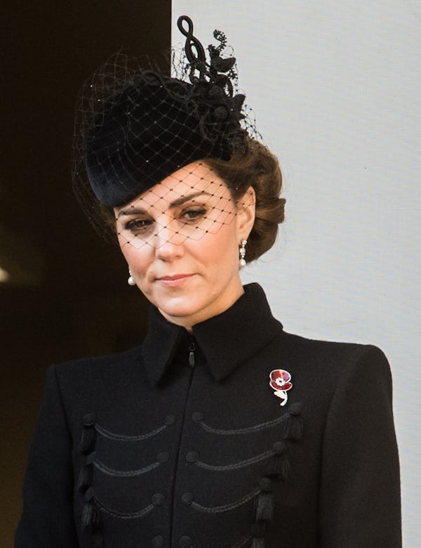 Kate Middleton borrowed the Queen's pearl earrings for Remembrance Day.