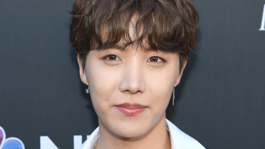 Does J Hope Have Piercings
