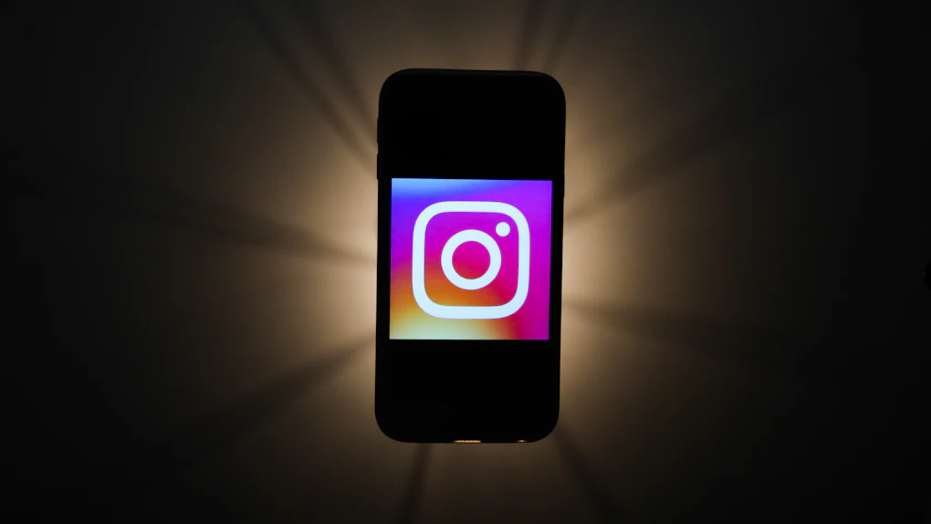https://imgix.bustle.com/uploads/getty/2019/12/6/71a83bd5-cf43-415b-9400-7e66ff4e5b25-getty-1182157445.jpg?w=1020&h=574&fit=crop&crop=faces&auto=format&q=70