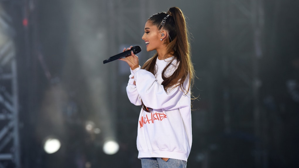 Ariana Grande S Natural Hair Is Short Curly My New Favorite Thing