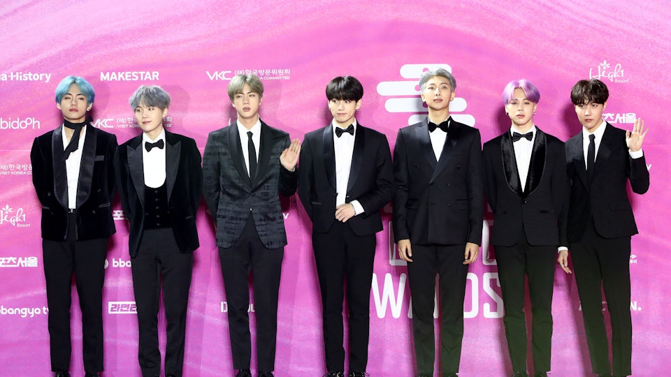 BTS Dancing At The Grammys Was Twitter's Favorite Moment ...