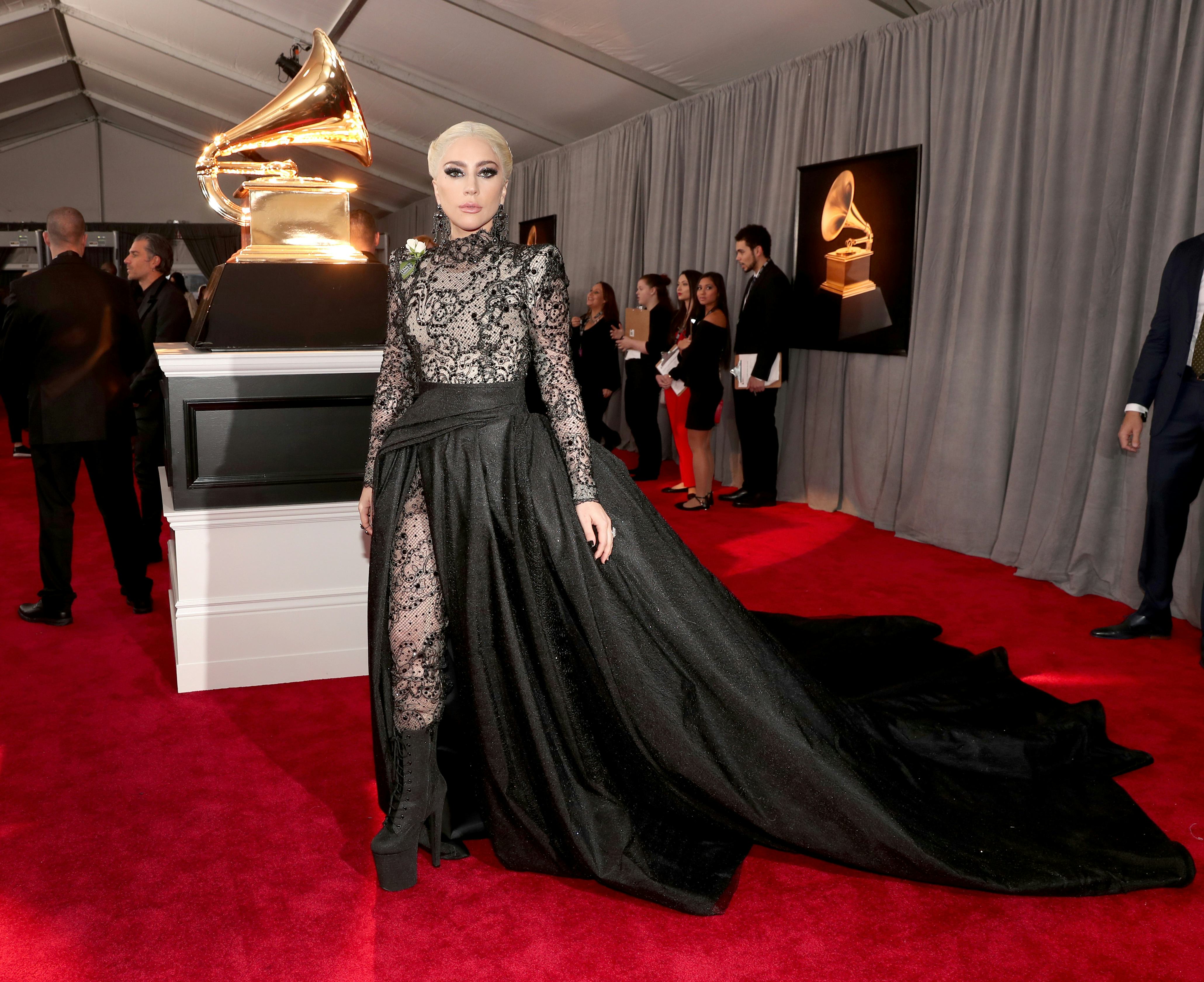 Lady gaga hotsell grammys 2019 dress