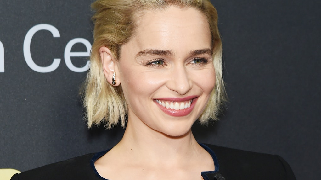 Emilia Clarke S 2019 Oscars Look Features A Brand New Hair Color