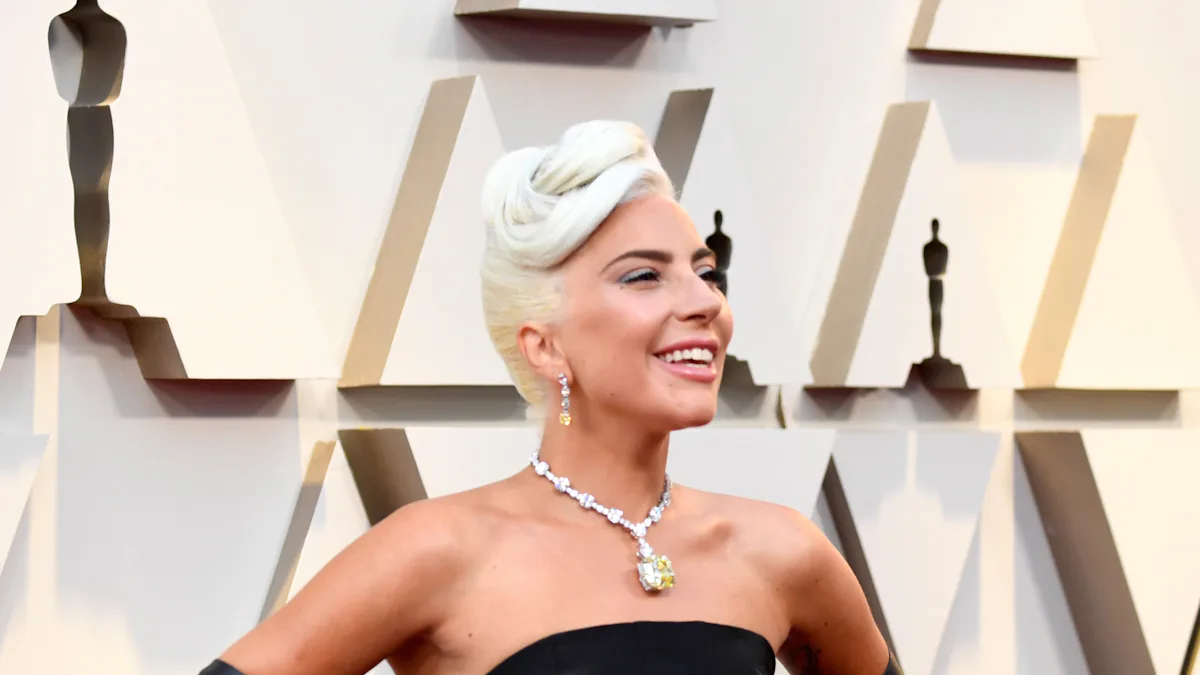 lady gaga oscar dress 2019 Bradley Cooper and Lady Gaga Perform "Shallow" at the 2019 Oscar