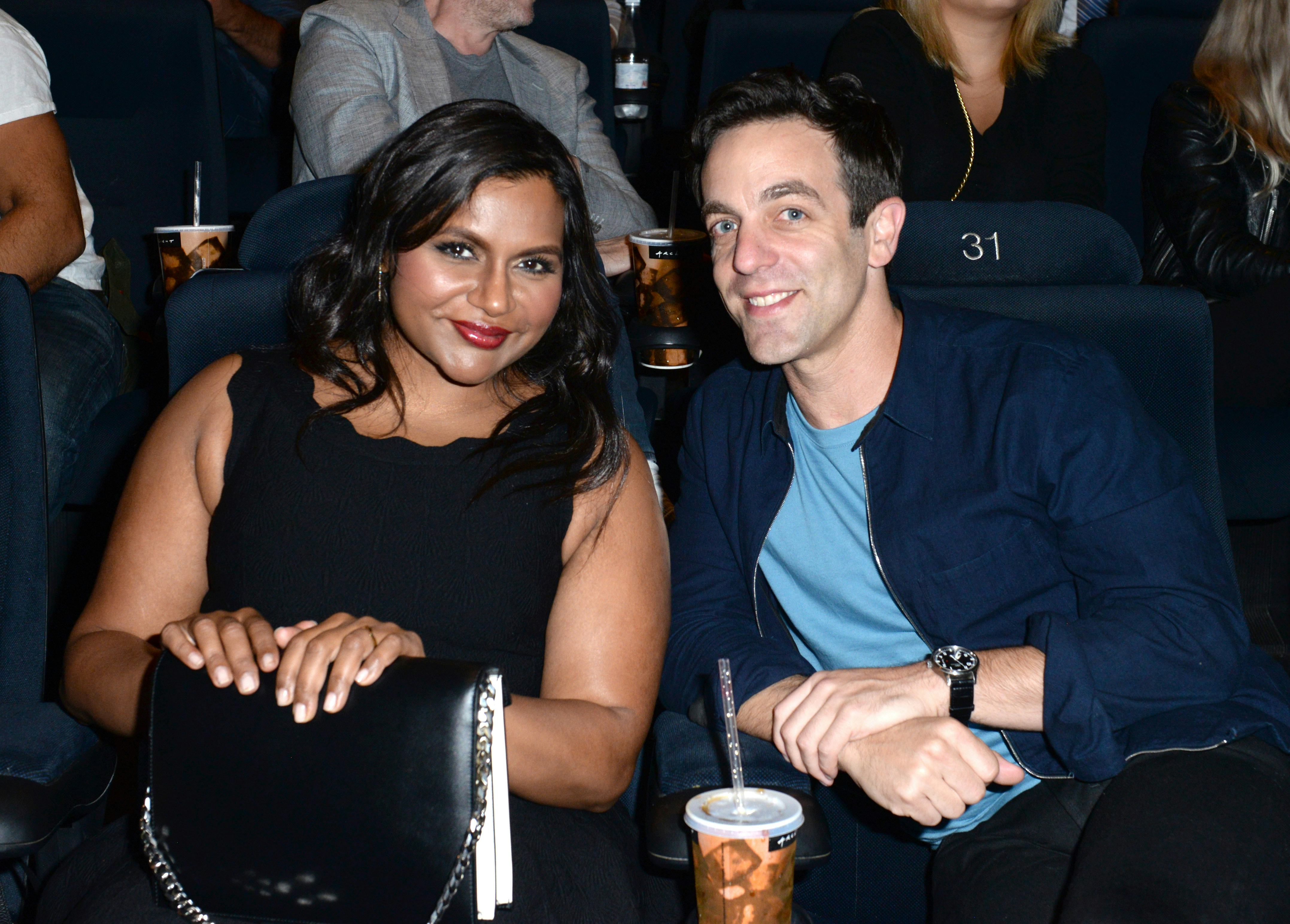 Mindy Kaling & BJ Novak Reunited For The Oscars & Fans Everywhere Lost ...