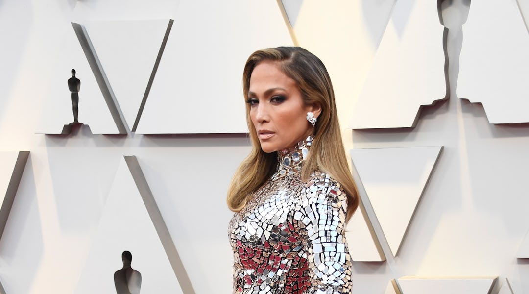 Jennifer Lopez S 19 Oscars Hair Called On This Serum