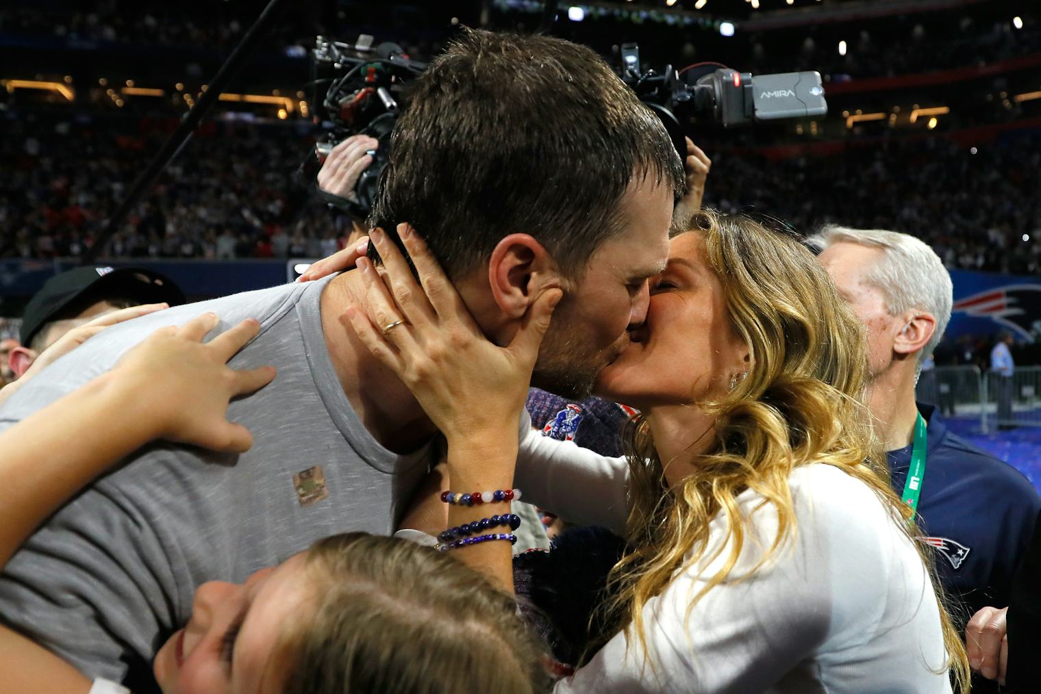 Photos Of Gisele Bundchen At Super Bowl LIII Were Quietly Tousled