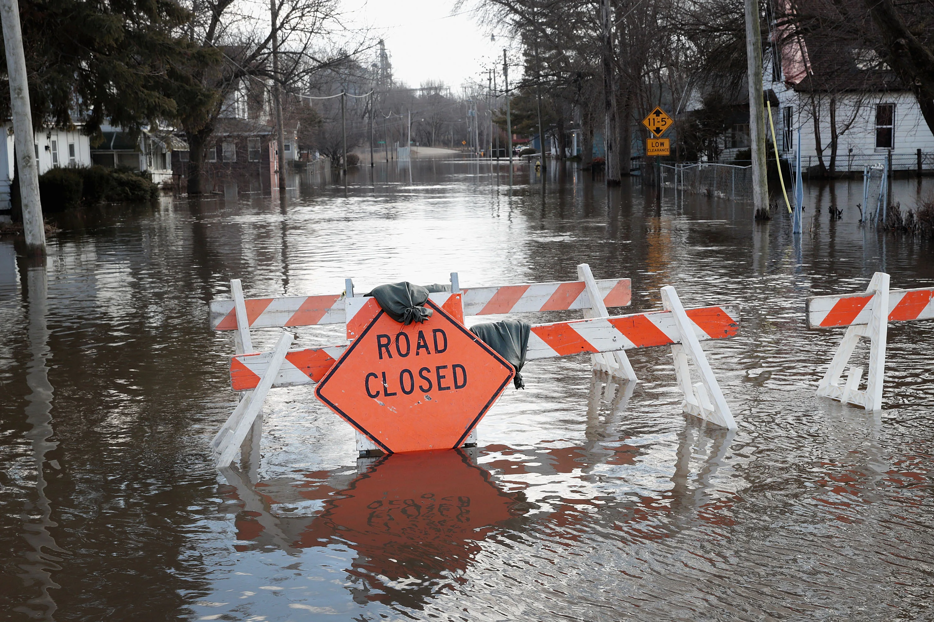 How To Help Midwest Flooding Victims After Record Water Levels ...
